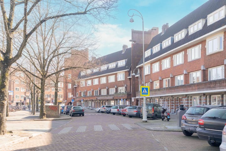 Foto 24 van Surinameplein 9-3A