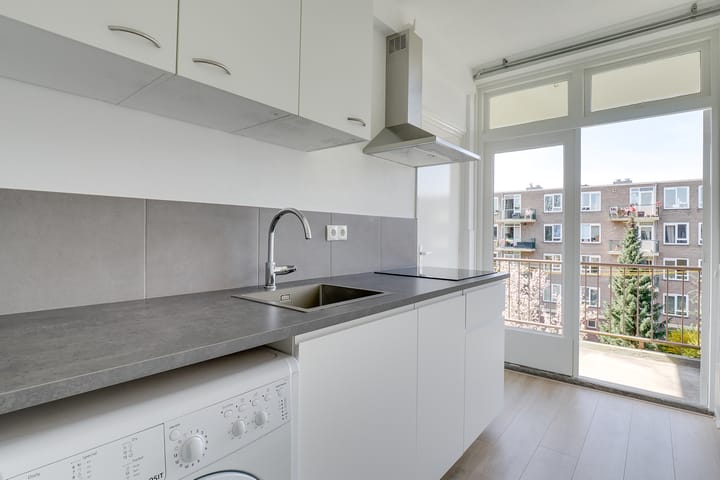 Photo 11 of Van Bijnkershoeklaan 267