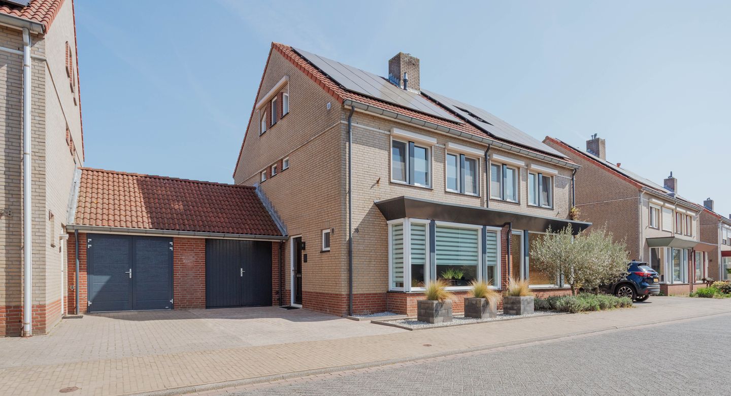 Foto 1 van Van Bronckhorststraat 76