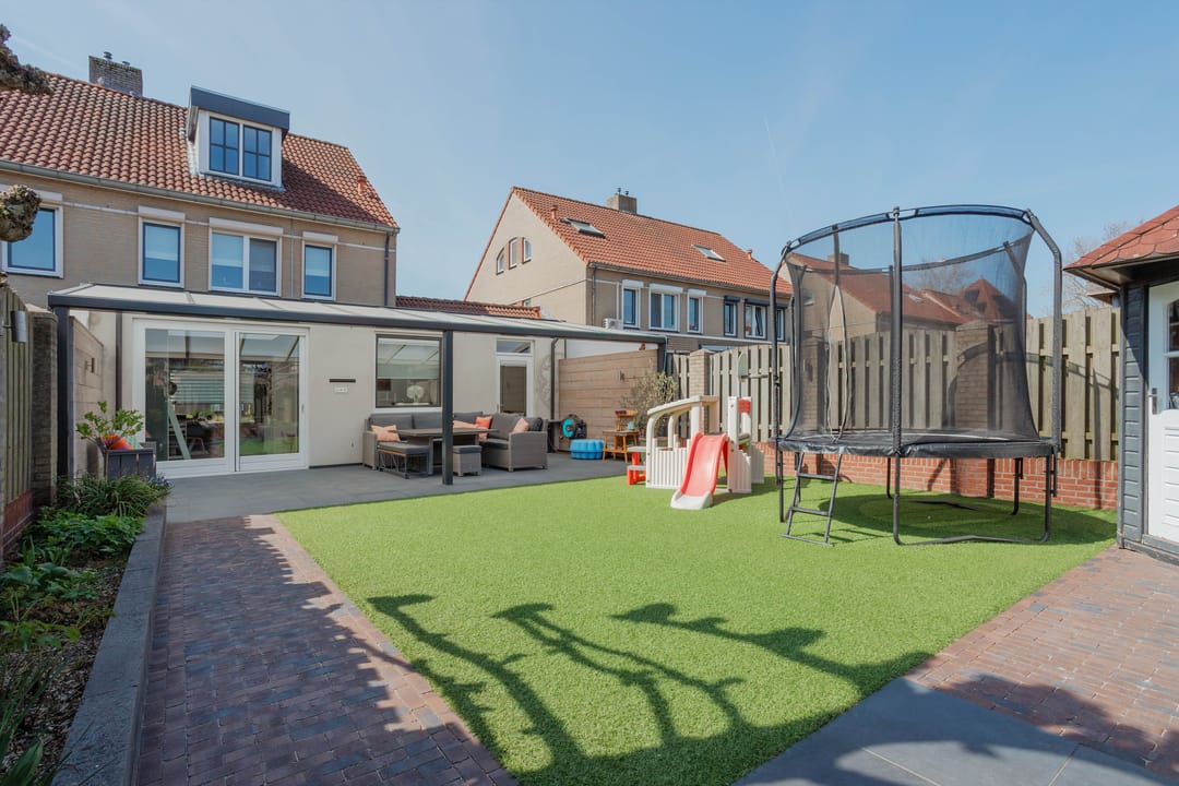 Foto 2 van Van Bronckhorststraat 76