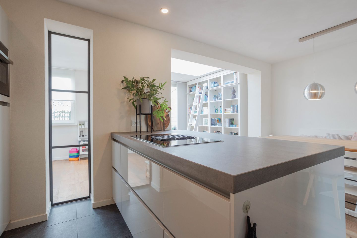 Foto 20 van Van Bronckhorststraat 76