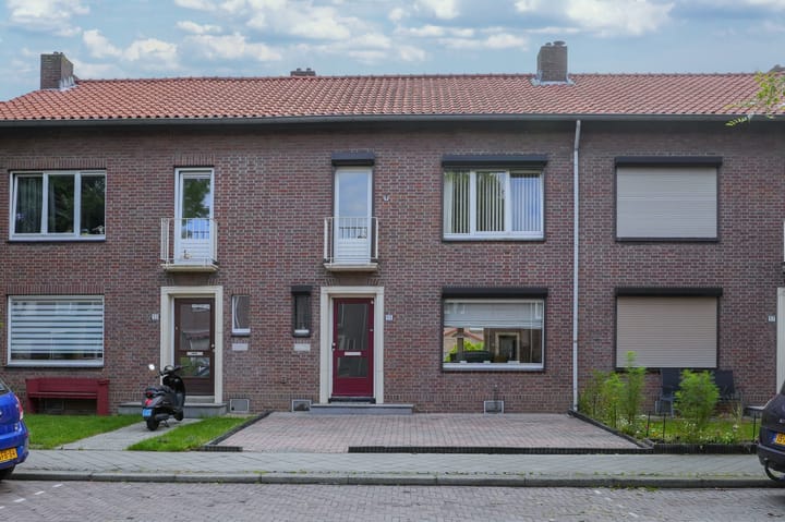 Baron van Hövellstraat 55