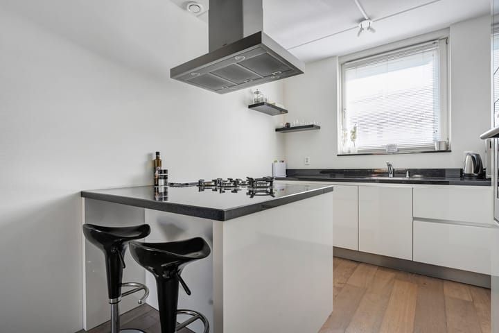 Foto 10 van Benthuislaan 8