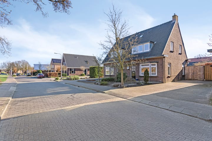 Foto 32 van Breegraven 124