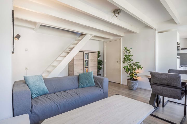 Foto 5 van Emmastraat 52-2