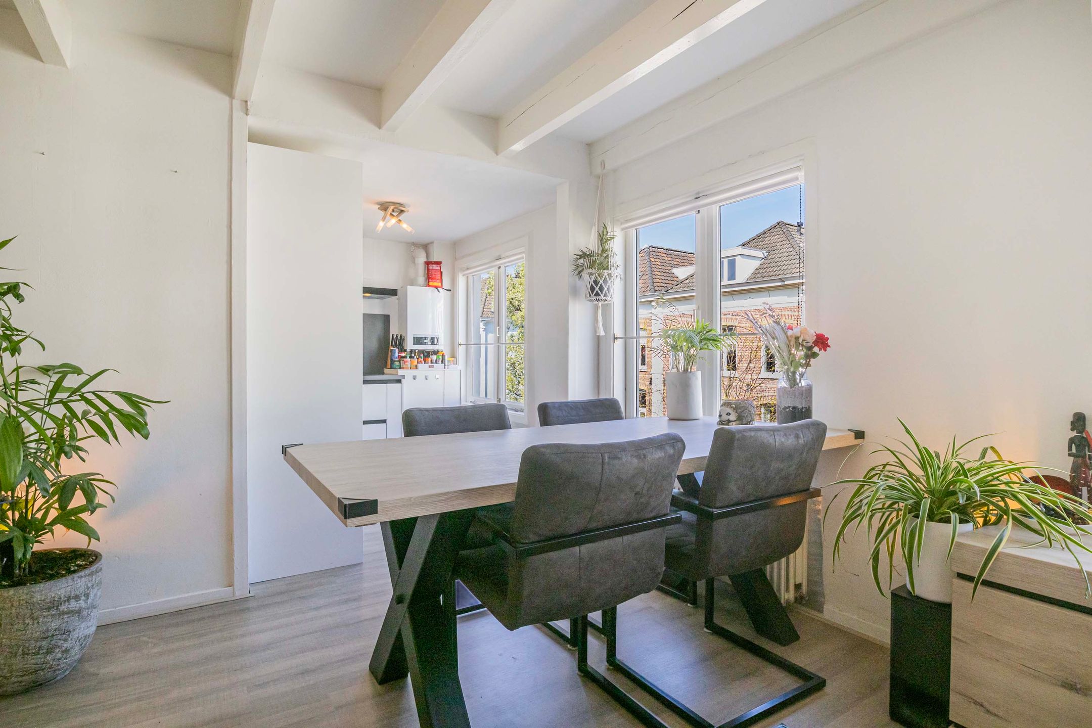 Foto 6 van Emmastraat 52-2