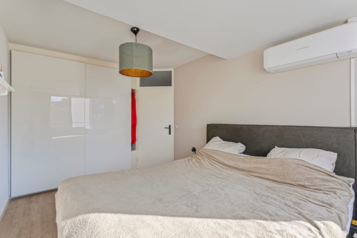 Foto 18 van Bartenweg 10