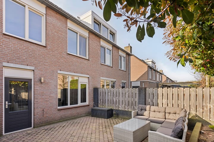 Foto 29 van Bartenweg 10