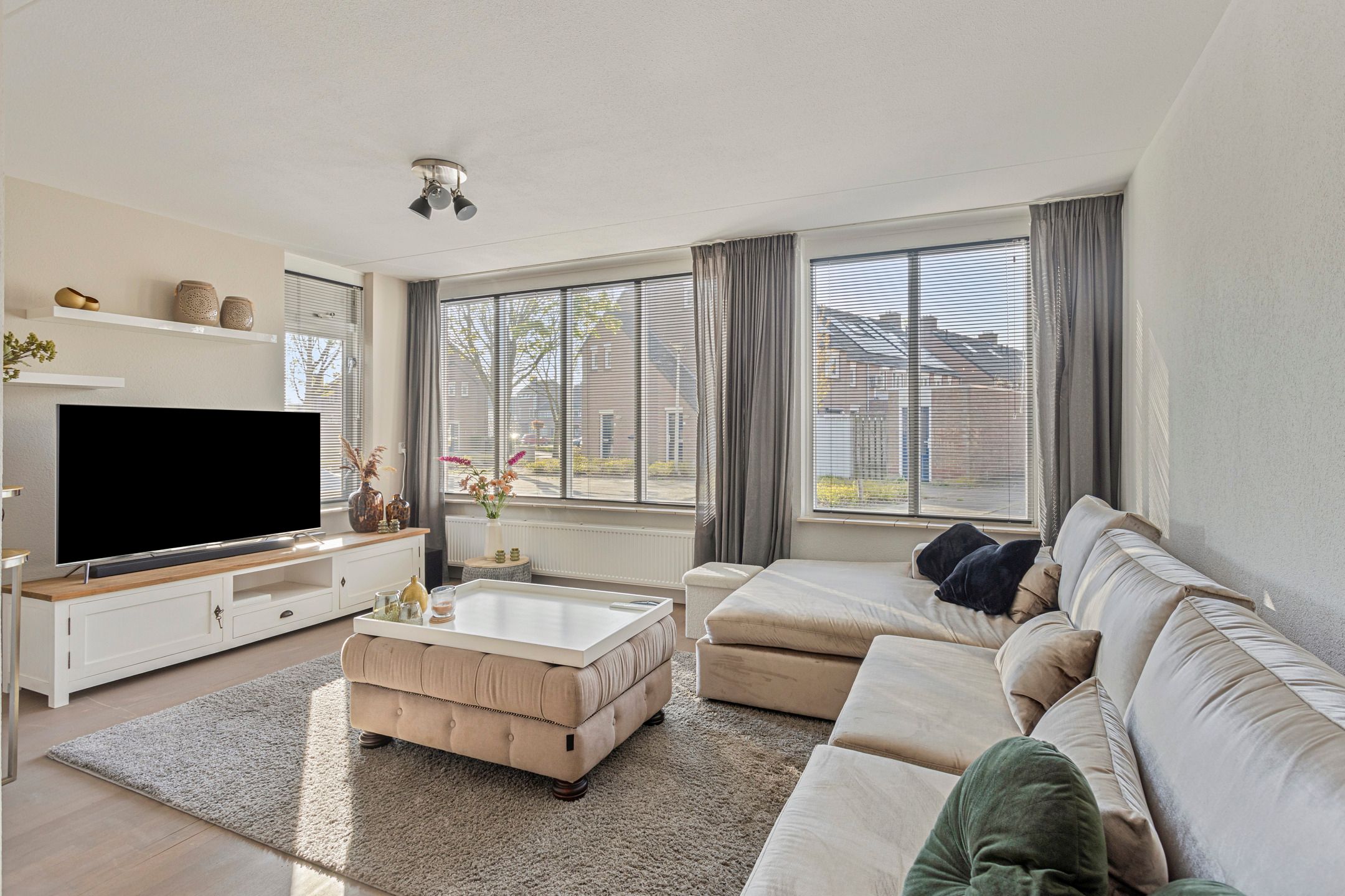 Foto 9 van Bartenweg 10