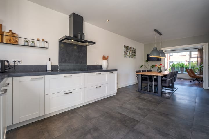 Foto 11 van Marijkelaan 42