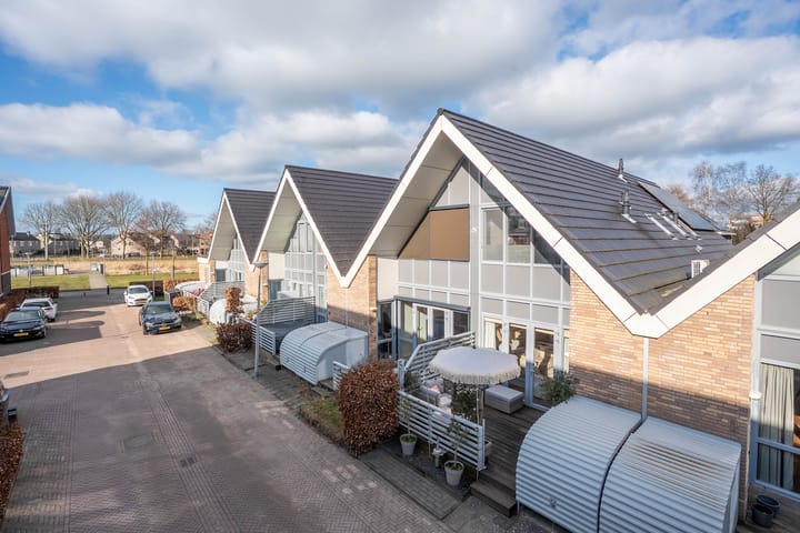 Foto 15 van Van Damstraat 10