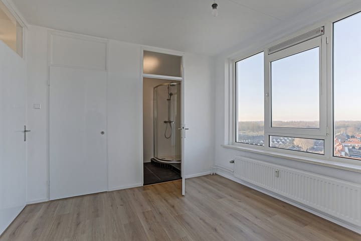 Foto 9 van Arnold Spoelplein 69