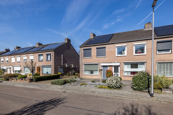 Foto 28 van Demstraat 94