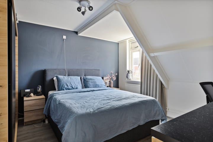 Foto 12 van Burg v Roijenstr Oost 198