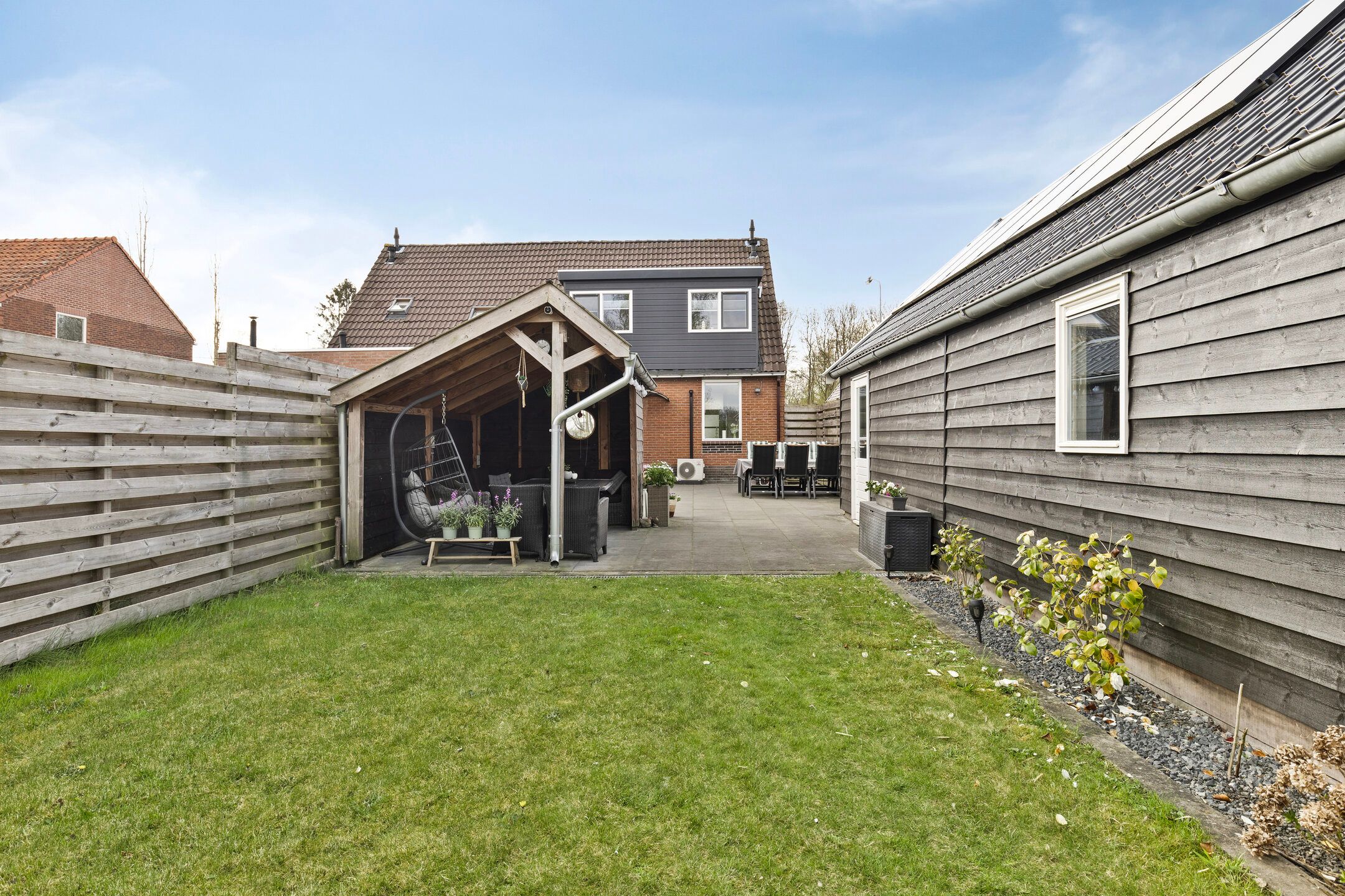 Foto 24 van Burg v Roijenstr Oost 198