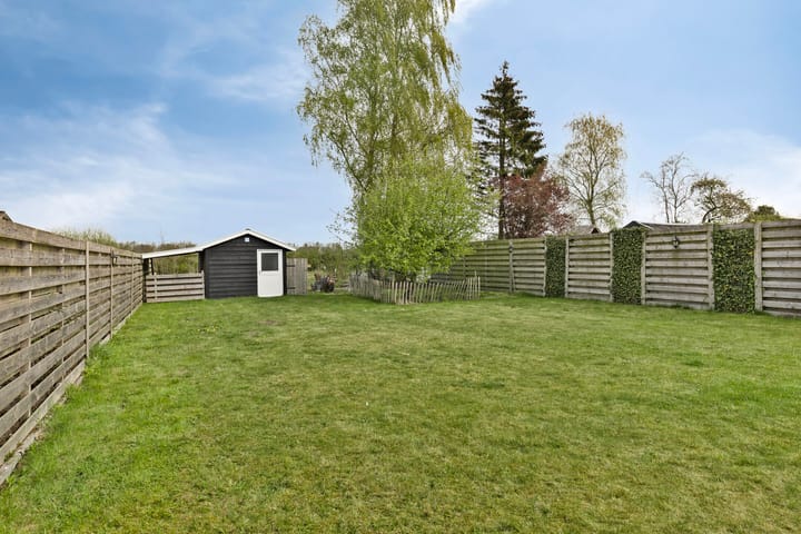 Foto 25 van Burg v Roijenstr Oost 198