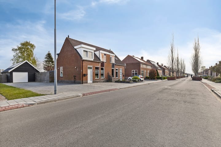 Foto 31 van Burg v Roijenstr Oost 198