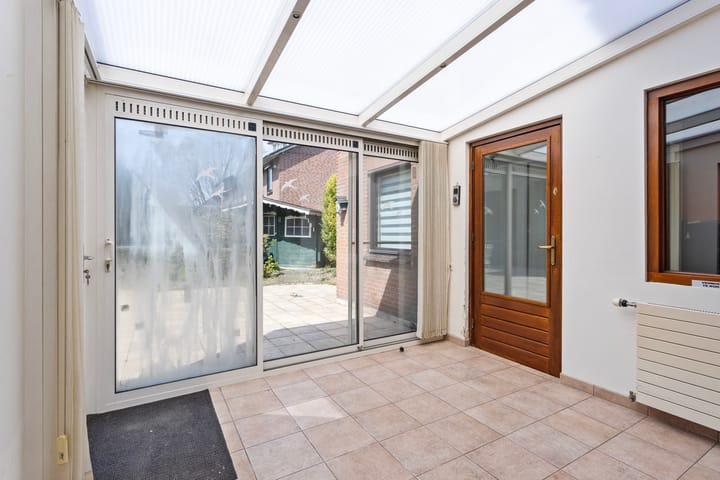 Foto 11 van Hugo van der Goesstraat 1