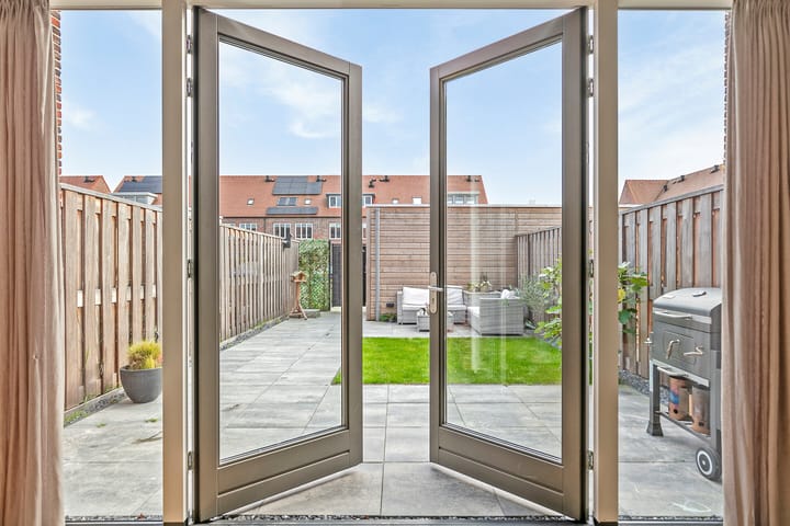 Foto 5 van Grenenhout 5