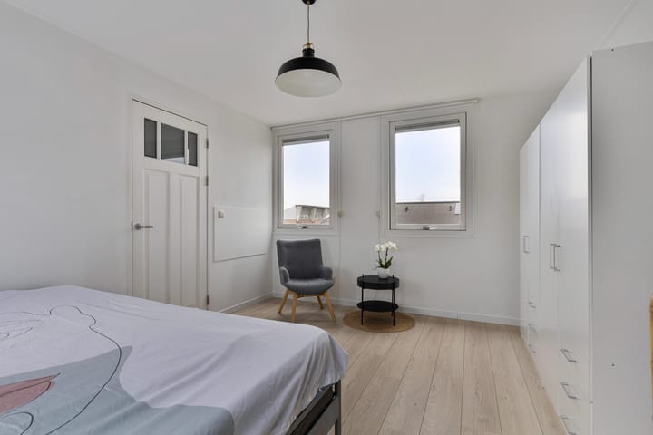 Foto 31 van Ietje Kooistratuin 25