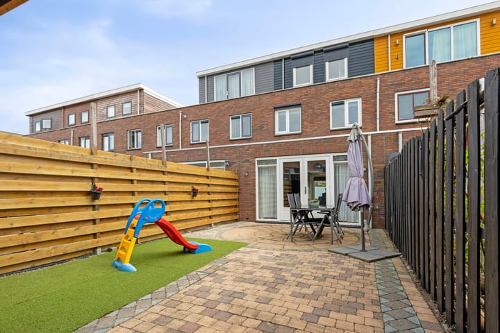 Foto 36 van Ietje Kooistratuin 25