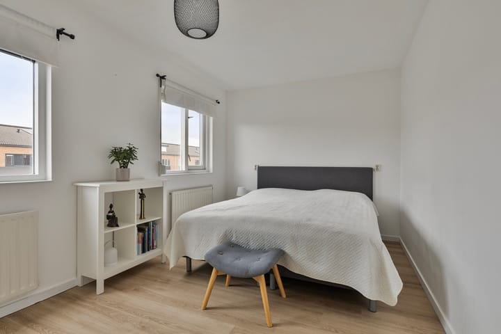 Foto 4 van Ietje Kooistratuin 25