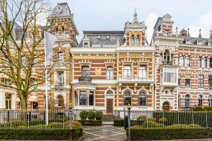 Westplein 11