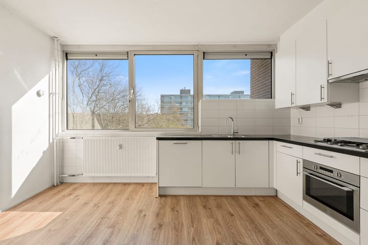 Photo 12 of Laan van Parijs 26