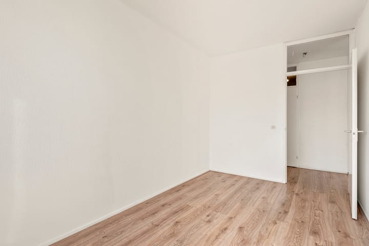 Photo 18 of Laan van Parijs 26