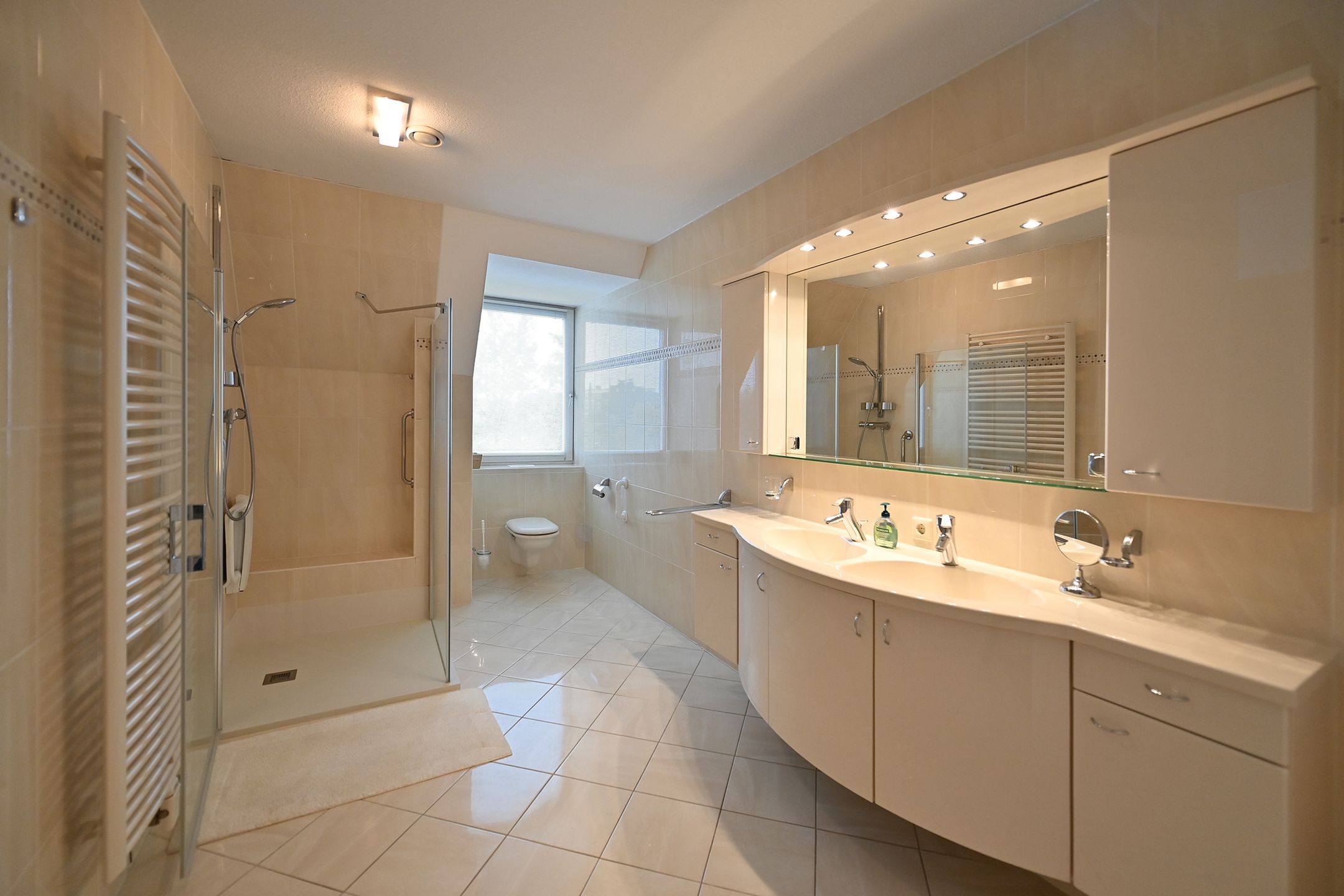 Foto 21 van Godelindeweg 1-A33