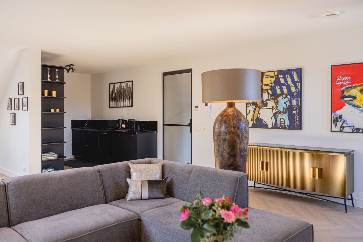 Foto 5 van Heinsbergerweg 12-C04