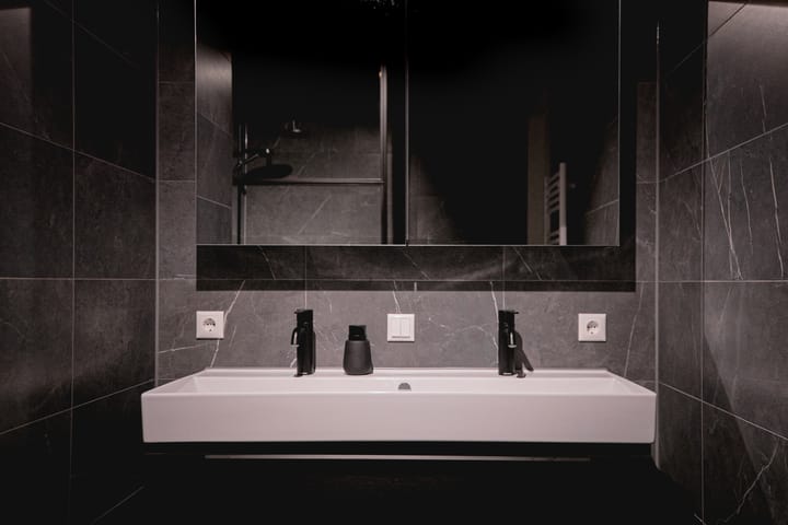 Foto 18 van Heinsbergerweg 12-C04