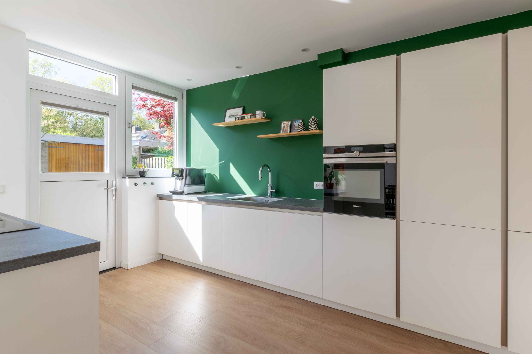 Photo 15 of Maaslaan 9