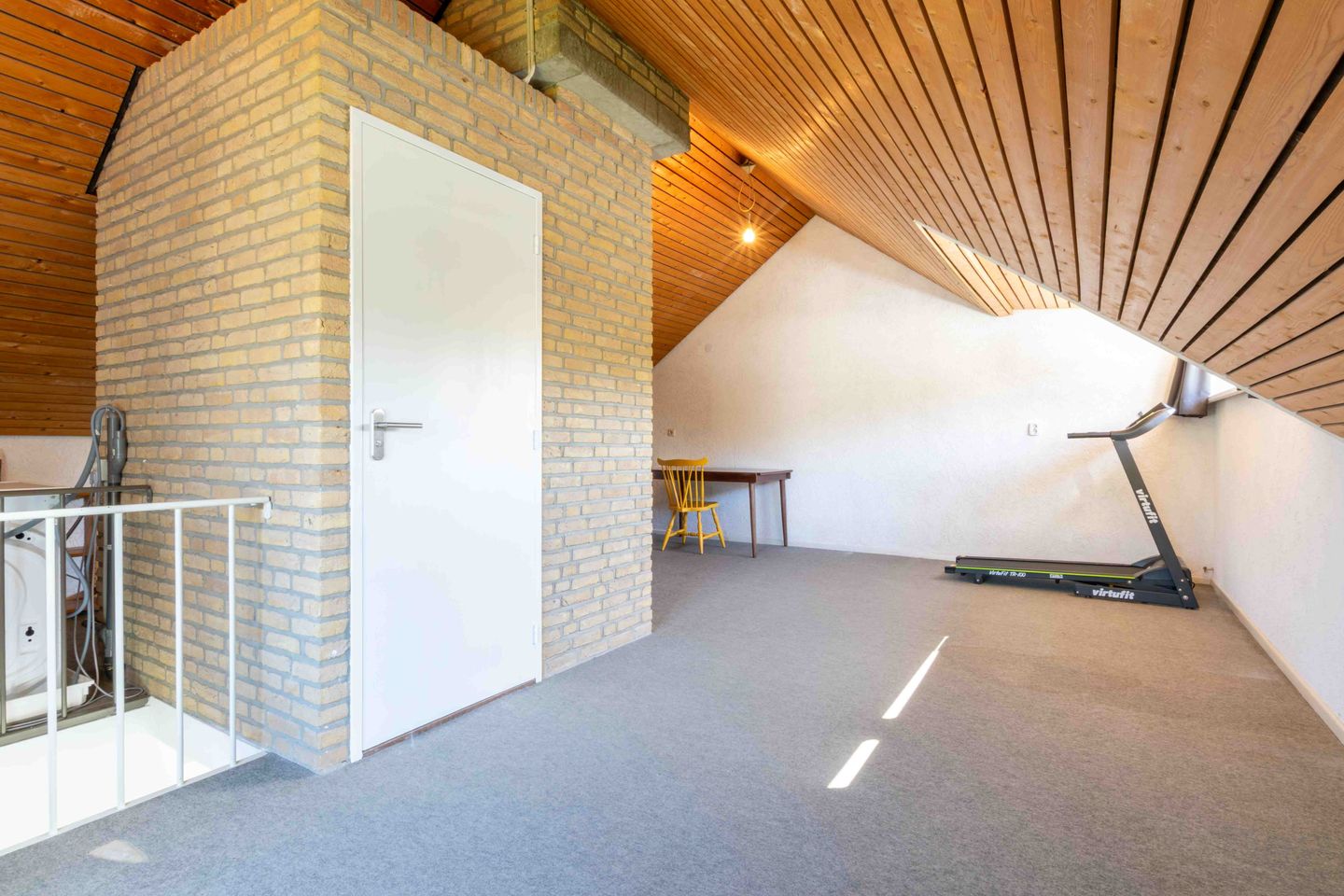 Photo 29 of Maaslaan 9