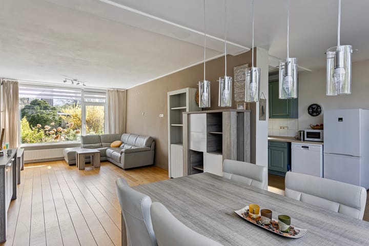 Foto 2 van Middelweg 53