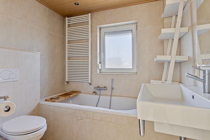 Photo 15 of Middelweg 53