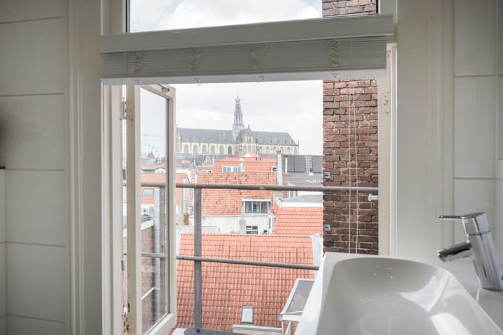 Foto 25 van Kleine Houtstraat 66-C