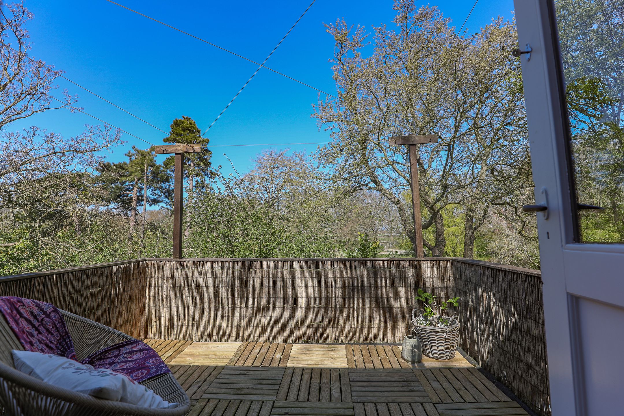 Photo 36 of Donkerstraat 2