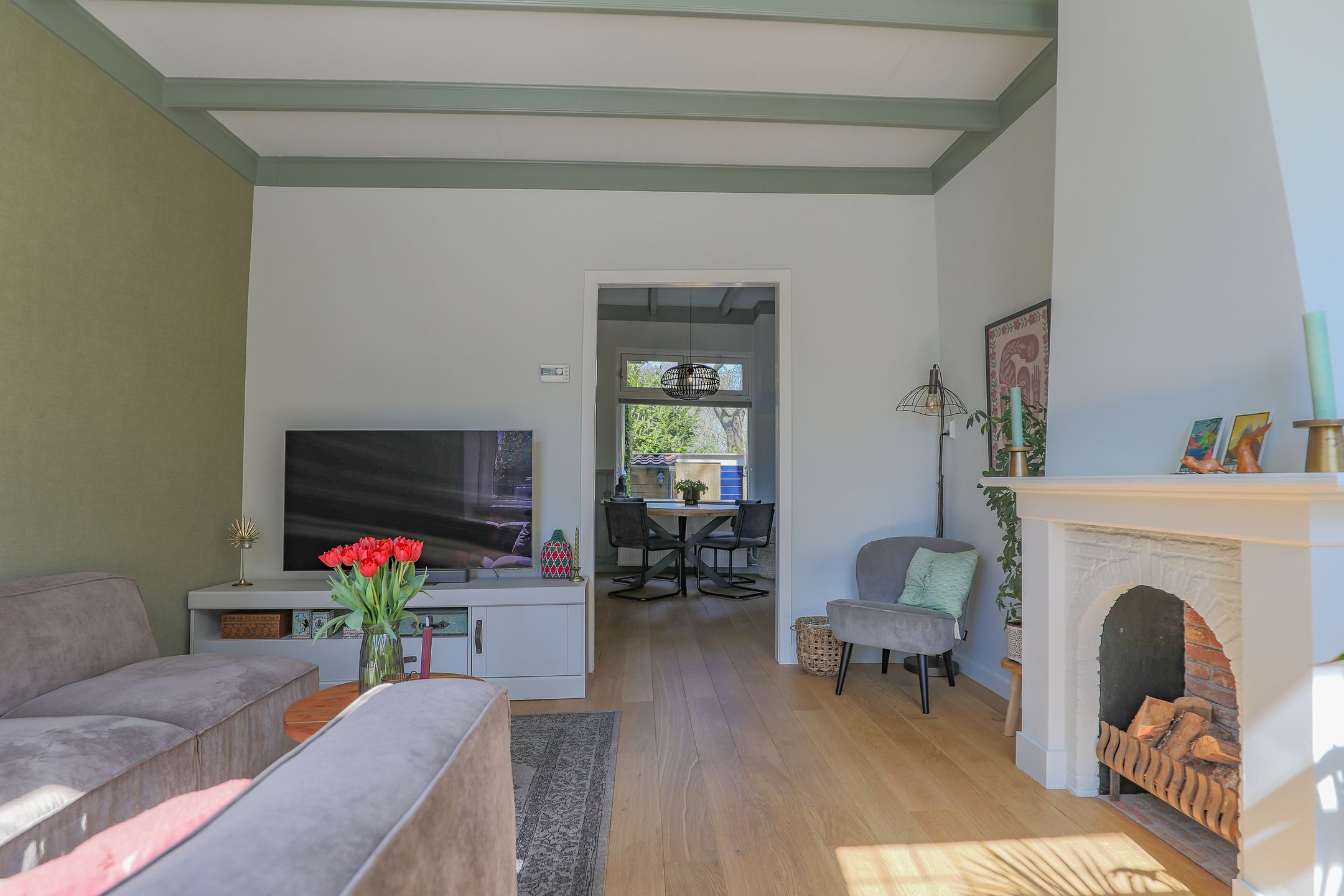 Photo 18 of Donkerstraat 2