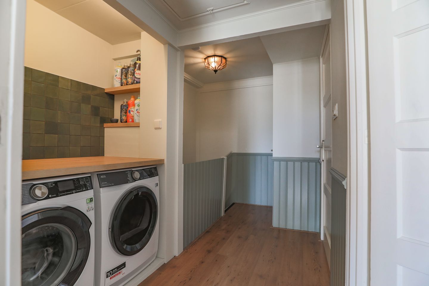 Photo 25 of Donkerstraat 2