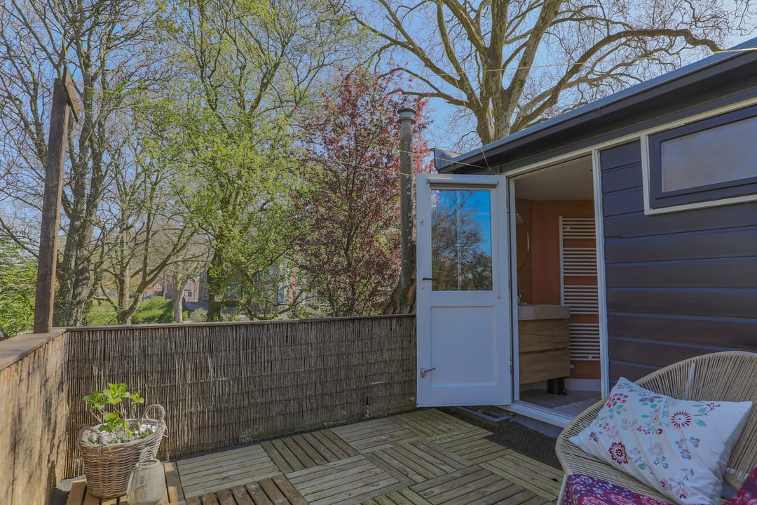 Photo 37 of Donkerstraat 2