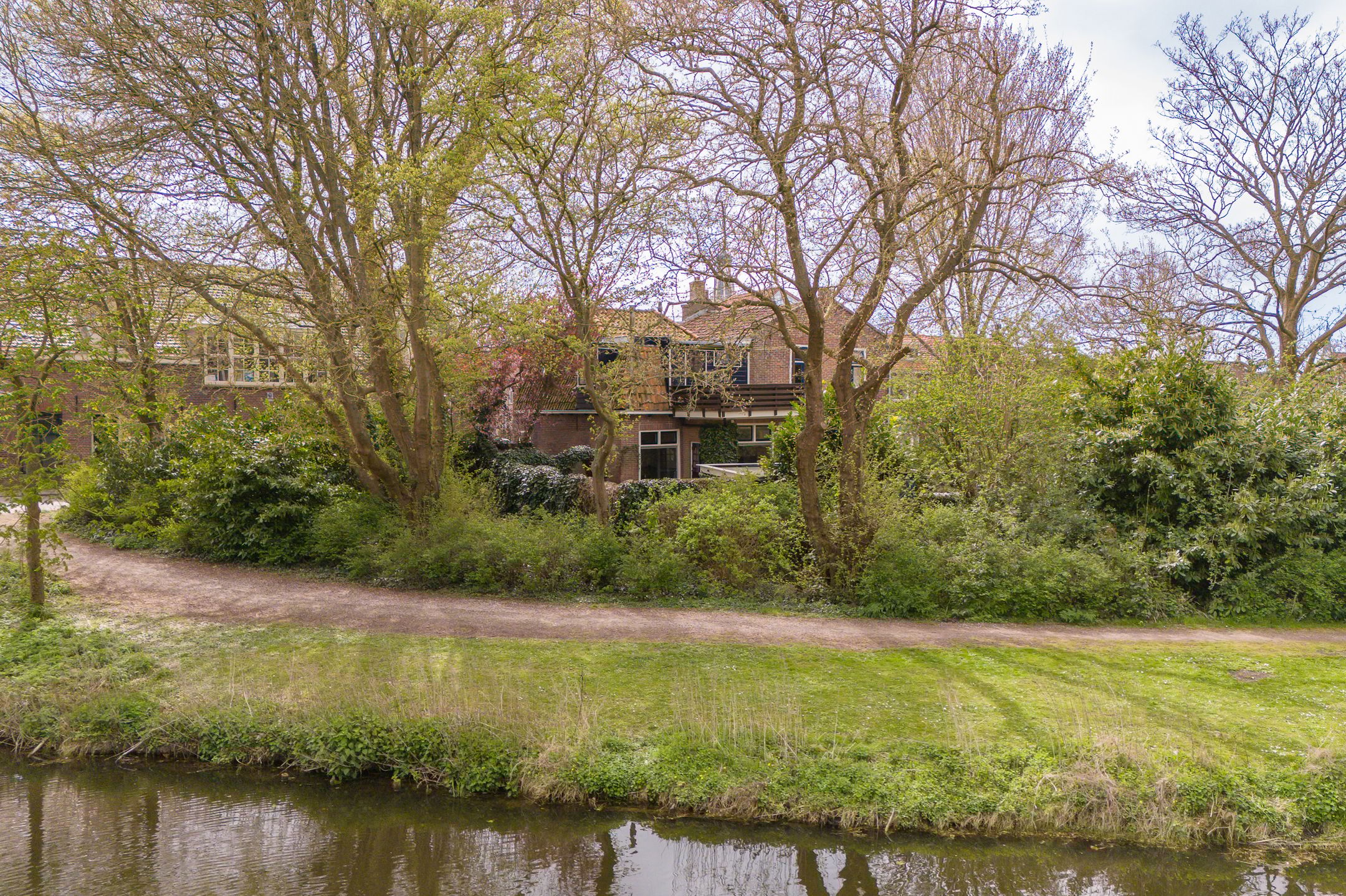 Photo 54 of Donkerstraat 2