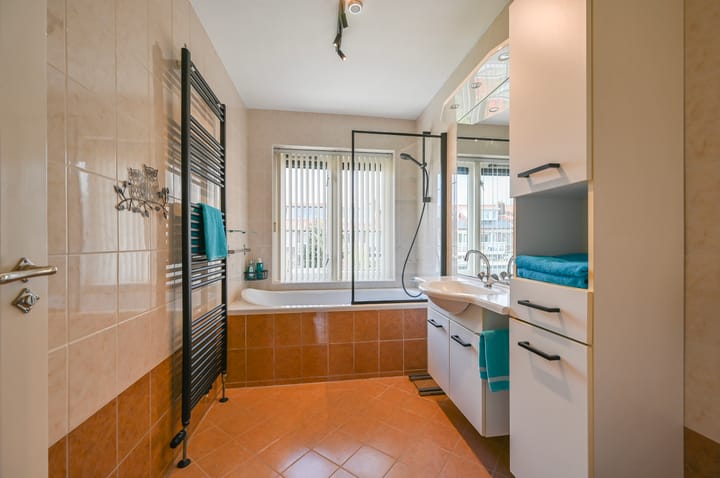 Photo 36 of Uranusstraat 22