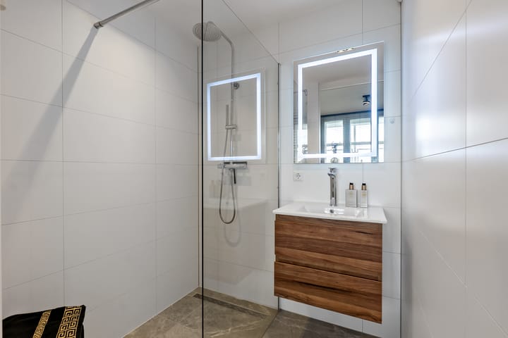 Foto 17 van Hengelolaan 1152-A