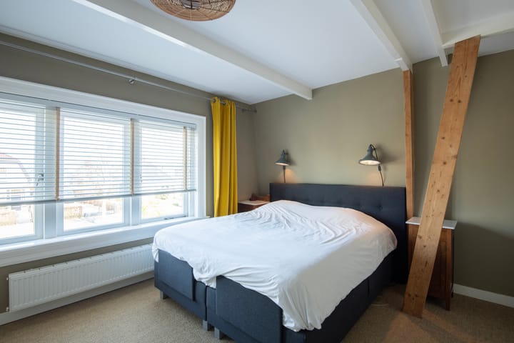 Photo 18 of Hoofdstraat 68