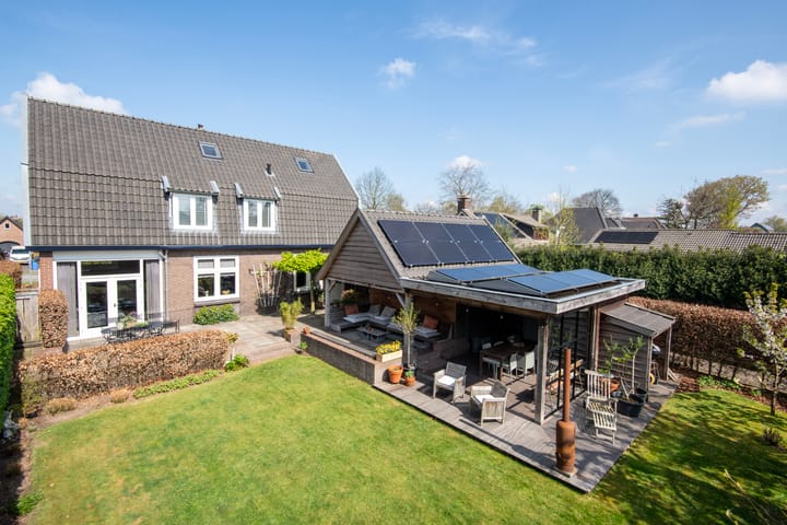 Photo 33 of Hoofdstraat 68