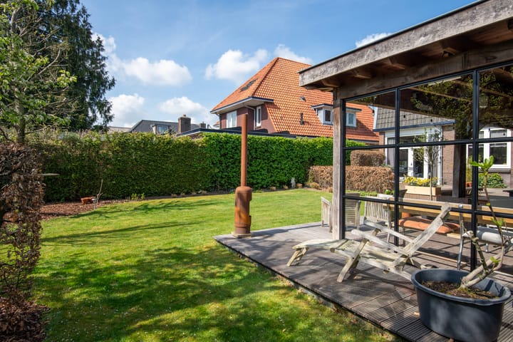 Photo 39 of Hoofdstraat 68