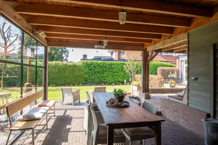 Photo 44 of Hoofdstraat 68