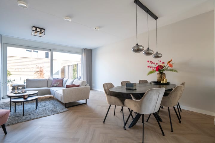 Photo 2 of Vervoornlaan 22