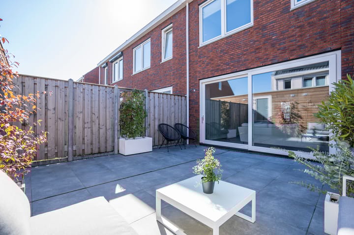 Photo 4 of Vervoornlaan 22